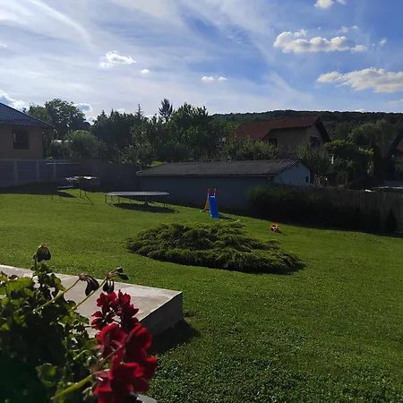 Garden 022 3* Врдник