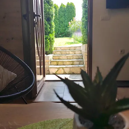 ゲストハウス Garden 022 ヴルドニーク